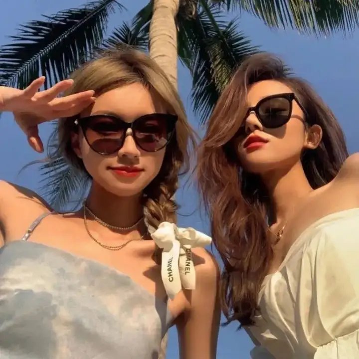 校草是女生