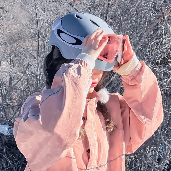 吮指少年
