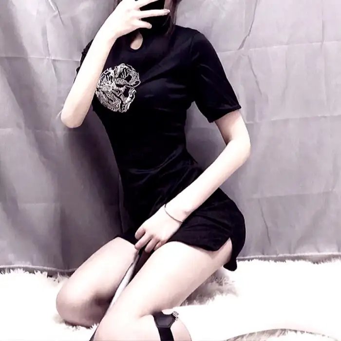 亲吻地面
